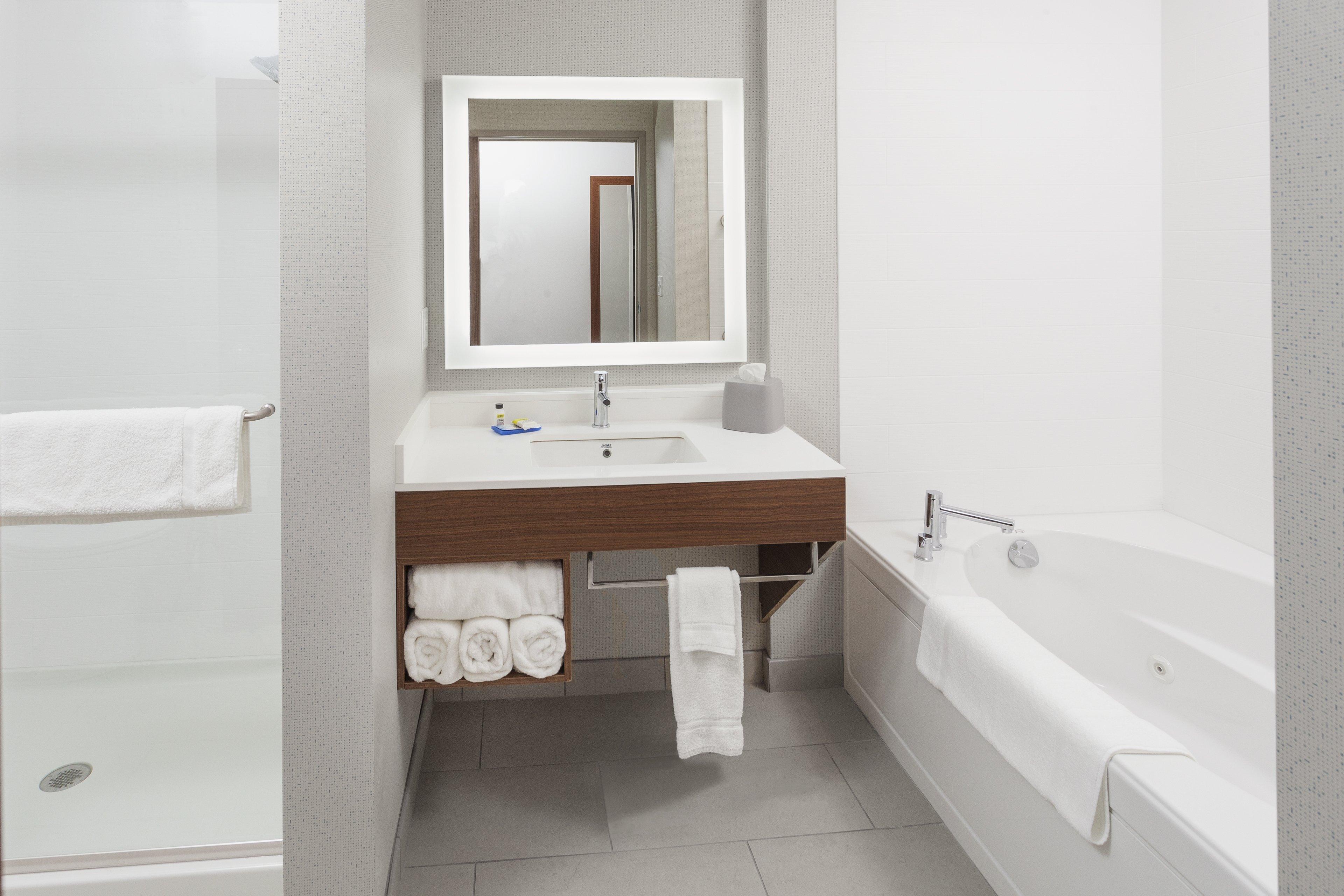 Holiday Inn Express & Suites - Hudson I-94 By Ihg Экстерьер фото
